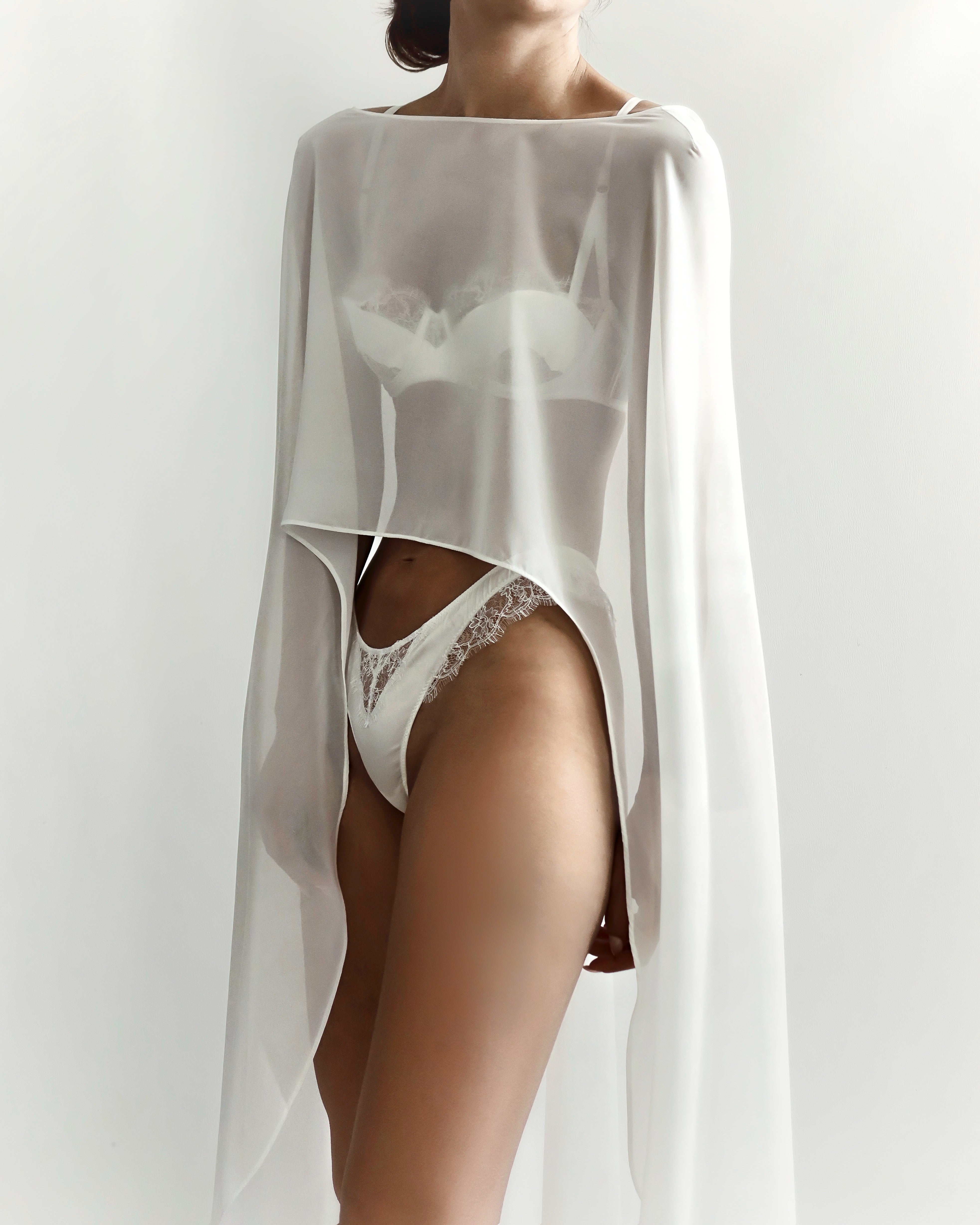 Lumière Cape